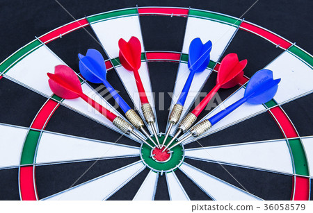 Darts board close up Darts board close up 36058579