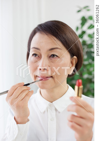 女人化妝 女人化妝 36061262