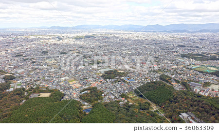 鳥瞰福岡縣福岡市（2017年11月拍攝）從Katae天文台上方多雲 36063309