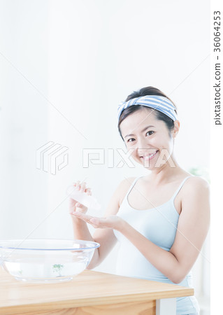 洗臉清潔美容女人護膚美容 36064253