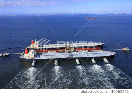 Vessel / Tanker Aerial 36065701