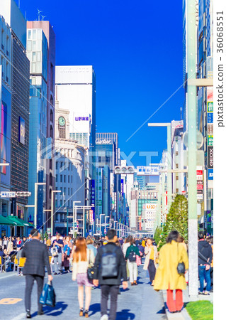 A view of Tokyo Ginza central street (around Ginza 5-chome intersection) 36068551