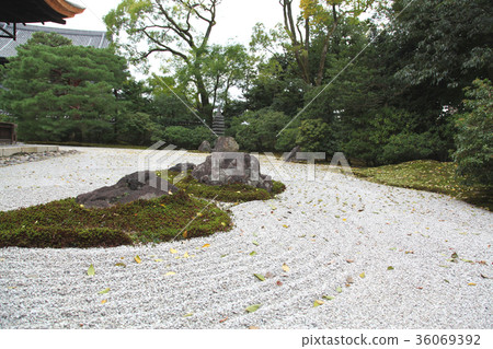Kenninji Temple Ooyu 36069392