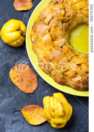 traditional pies quince tarts 36074169