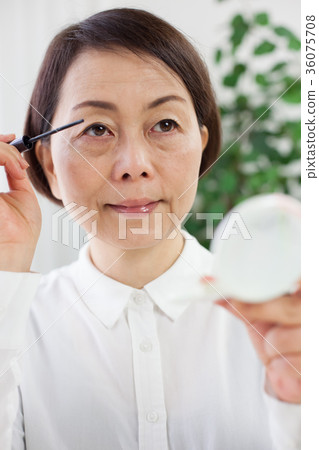 Woman make up Woman make up 36075708