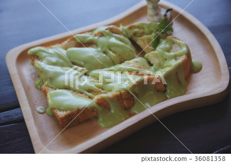 Thai sweet food green steamed custard on toast 36081358