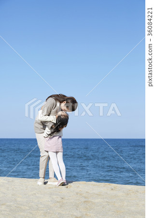 母親，女兒，旅行，海 36084221