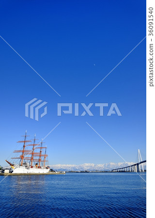 Tateyama Mountain Range and Kaiohmaru Tateyama Mountain Range and Kaiohmaru 36091540