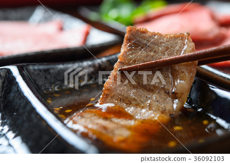 Grilled meat Grilled meat 36092103
