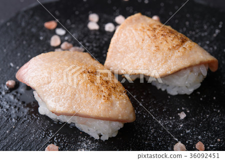 Large Toriri Sushi 36092451