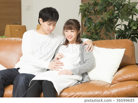 Men and women who enjoy pregnancy 36099685