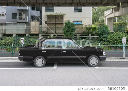 Annoying parking vehicle 36100305