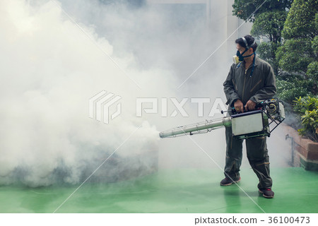 The man's fogging to eliminate mosquito 36100473