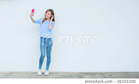 beauty woman selfie beauty woman selfie 36103380