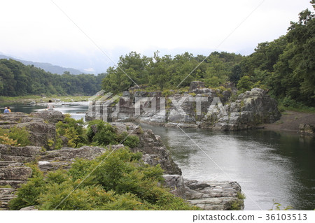 In the early autumn in the Nagasu Gorge 36103513