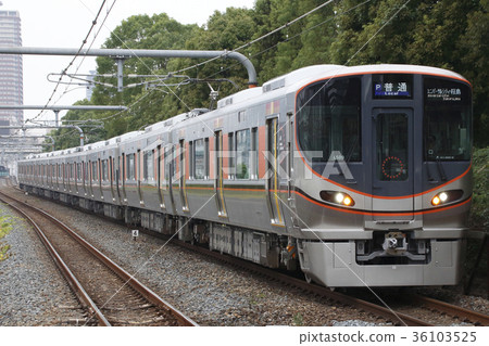 [JR-O] 大阪環狀線323系列列車（大阪市內循環運行） 36103525