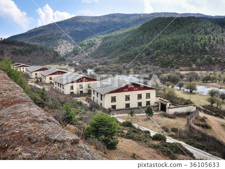 Traditional houses at Tibetan village in China 36105633