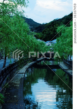 Kinosaki Onsen evening view Kinosaki Onsen evening view 36107459