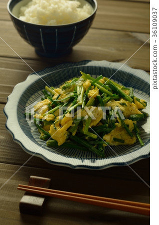 一個菊花球 36109037
