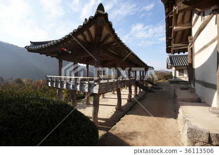 Bongsan Seowon, Andong City, Gyeongbuk 36113506