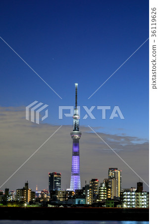 東京晴空塔特別照明“紫燈亮起” 36119626