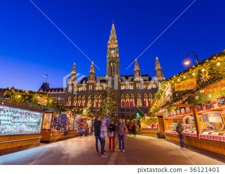 VIENNA, AUSTRIA - DECEMBER 29, 2016 36121401