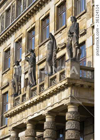Statues on the portico at the entrance Statues on the portico at the entrance 36124514