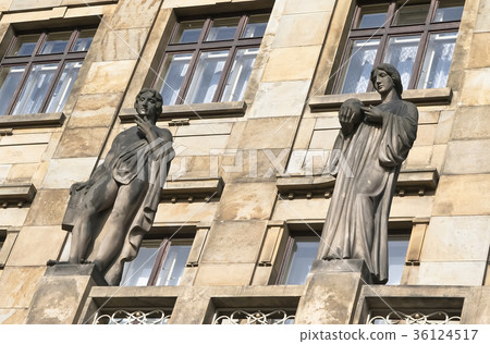 Sculpture at entrance to the Ministry of Industry Sculpture at entrance to the Ministry of Industry 36124517