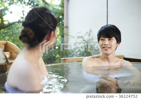 Hot spring trip 36124752