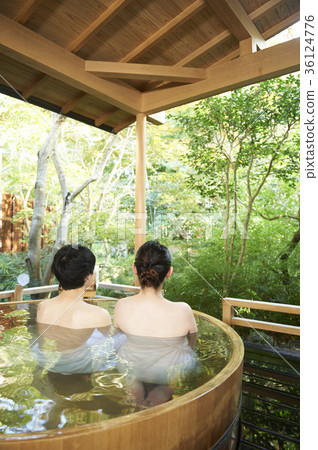 Hot spring trip 36124776