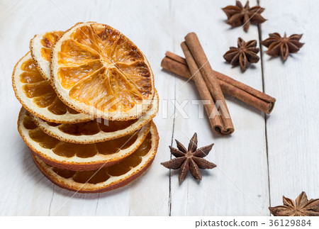 Dried oranges with cinnamon and anise 36129884