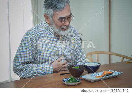 Senior man (anorexia) 36131542