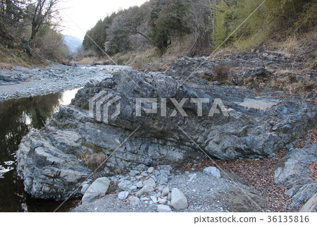 Shimonita Geopark (reverse layer of Miyamuro) Shimonita Geopark (reverse layer of Miyamuro) 36135816