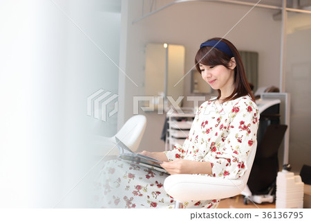 美容院遊客 36136795