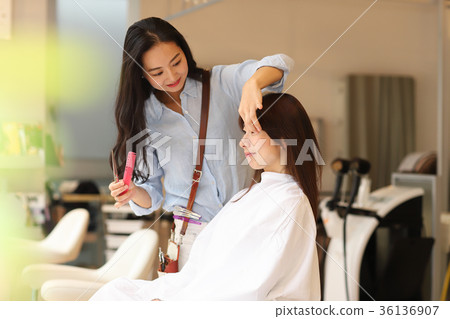 美髮師剪 美髮師剪 36136907