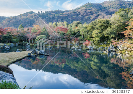 Tenryu寺在秋天 Tenryu寺在秋天 36138377