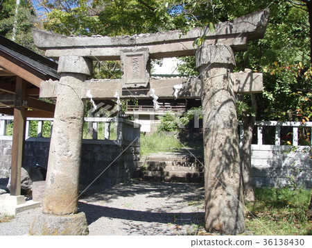Ishitorii Sansha Shrine 36138430