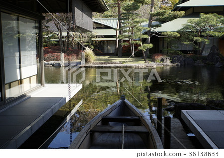 京都賓館庭院池塘日式船划船 京都賓館庭院池塘日式船划船 36138633