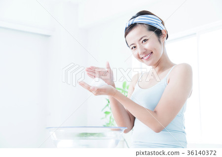 洗臉清潔美容女人護膚美容 36140372