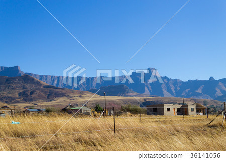 South African shantytown 36141056