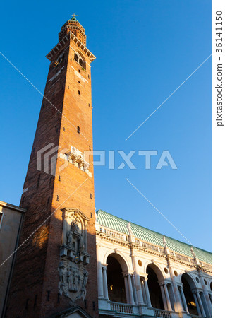 Palladian basilica view,Vicenza,Italy Palladian basilica view,Vicenza,Italy 36141150
