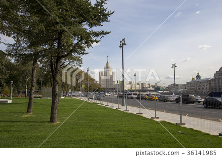 Moskva river and Kotelnicheskaya Embankment Moskva river and Kotelnicheskaya Embankment 36141985