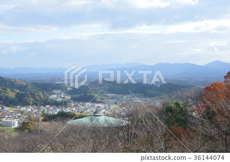 Look at the northeast direction from the Tenshudai ruins of Nihonmatsu Castle (Kashiga Castle Park / Kuonari, Nihonmatsu City, Fukushima Prefecture) 36144074