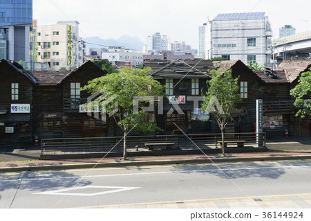 首爾城東區清溪川小屋體驗中心 首爾城東區清溪川小屋體驗中心 36144924