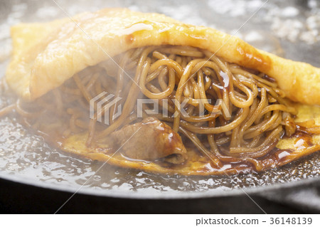 Om soba cooking scene Om soba cooking scene 36148139
