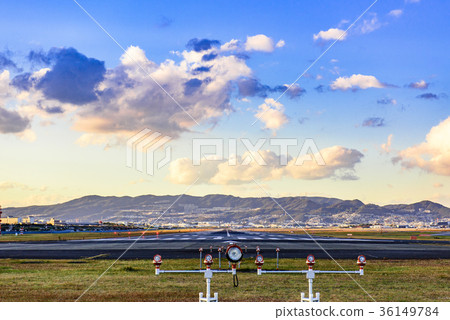 大阪機場藍天 大阪機場藍天 36149784