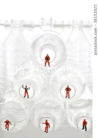 Plastic bottle and human 36152025