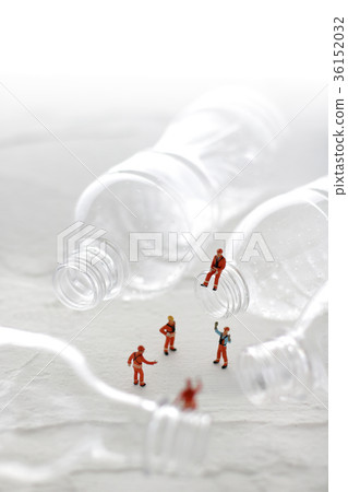 塑料瓶和人類 36152032