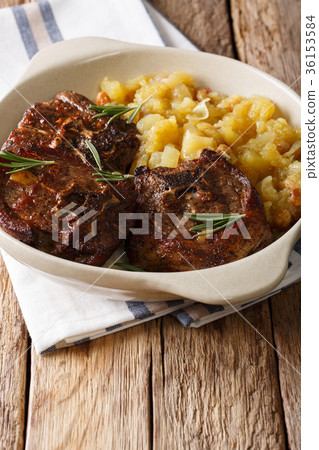 Roasted lamb steak and spicy apple chutney 36153584