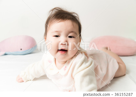 Toddler girl newborn 36155287